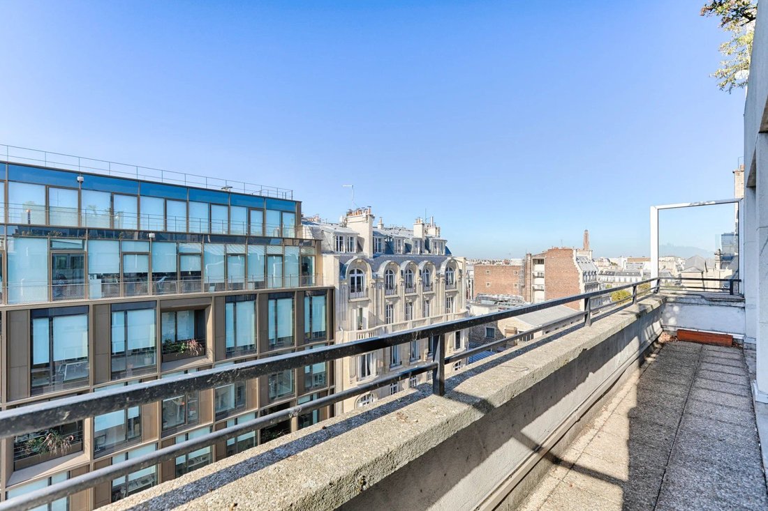 Apartment in Pereire-Malesherbes, Paris 17e Arrondissement, Paris 2 - 19044380
