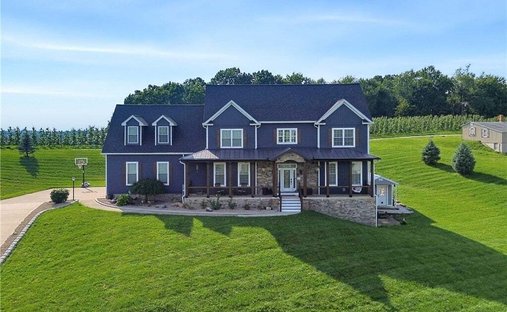 House in Navarre, Ohio, United States 1