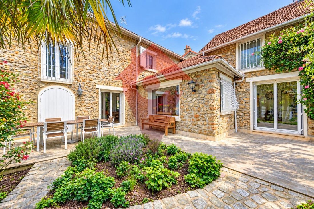 House in Orgeval, Ile-de-France, France 1 - 19044703