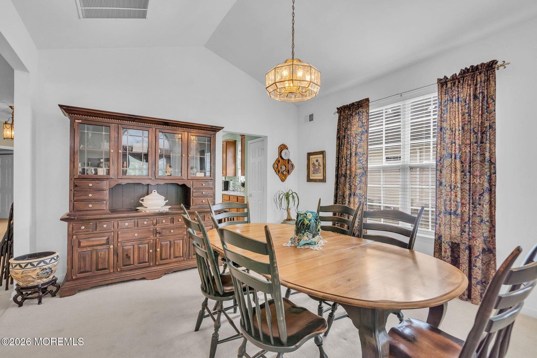 House in Lakewood Township, New Jersey, United States 5 - 19043513