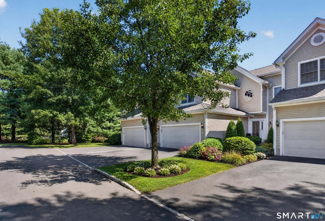 House in Trumbull, Connecticut, United States 1 - 19043529