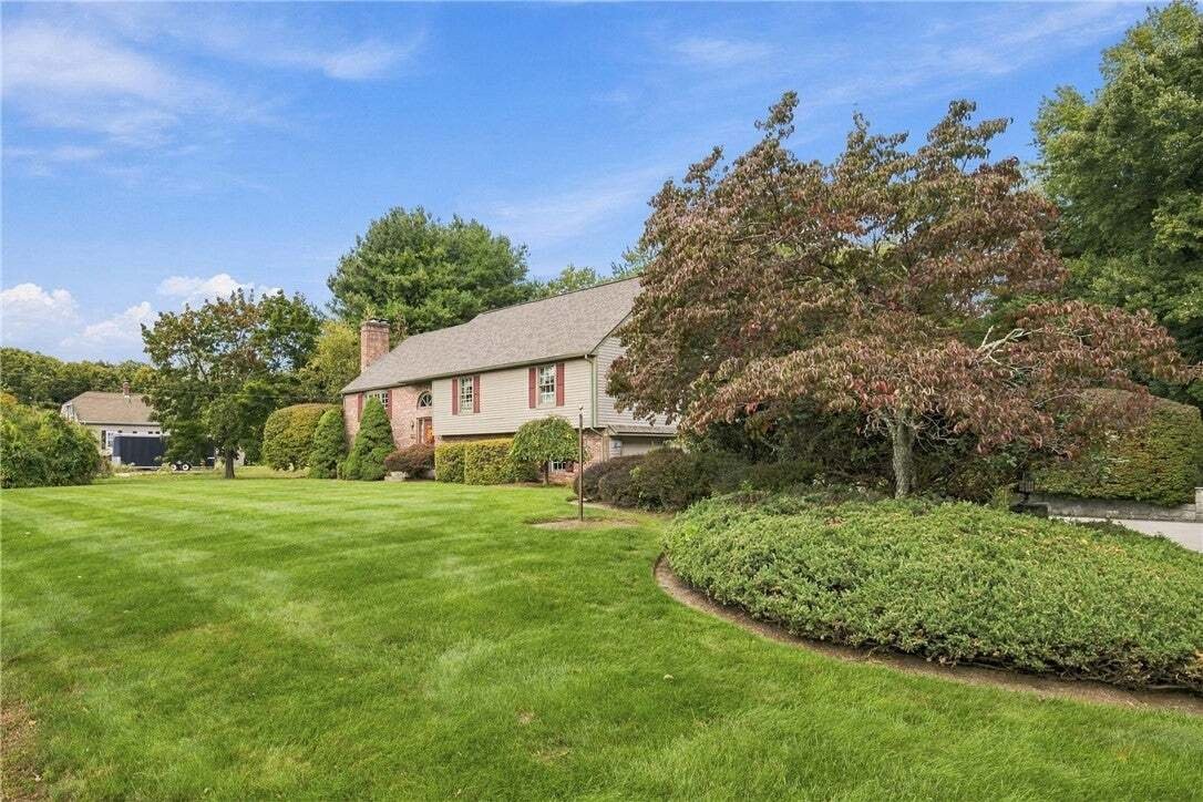 House in North Smithfield, Rhode Island, United States 3 - 19043398