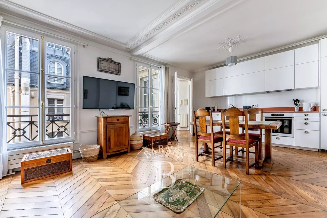 Apartment in Saint Philippe du Roule, Paris 8e Arrondissement, Paris 2 - 19043961