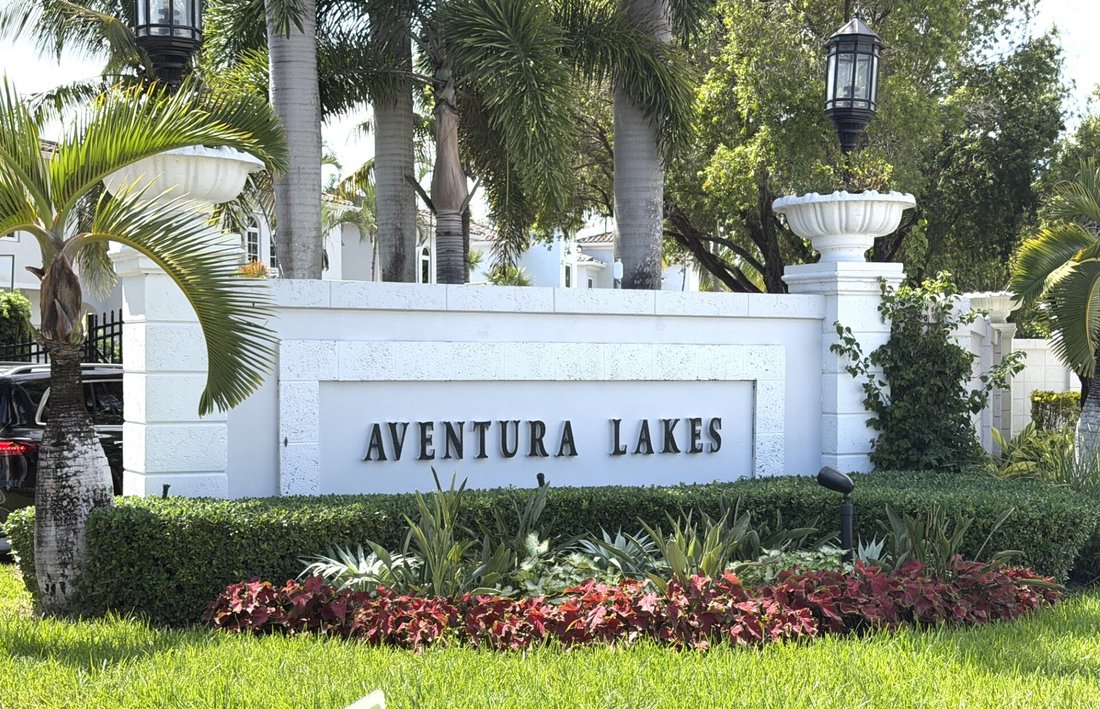 Casa en Aventura, Florida, Estados Unidos 2 - 19043308