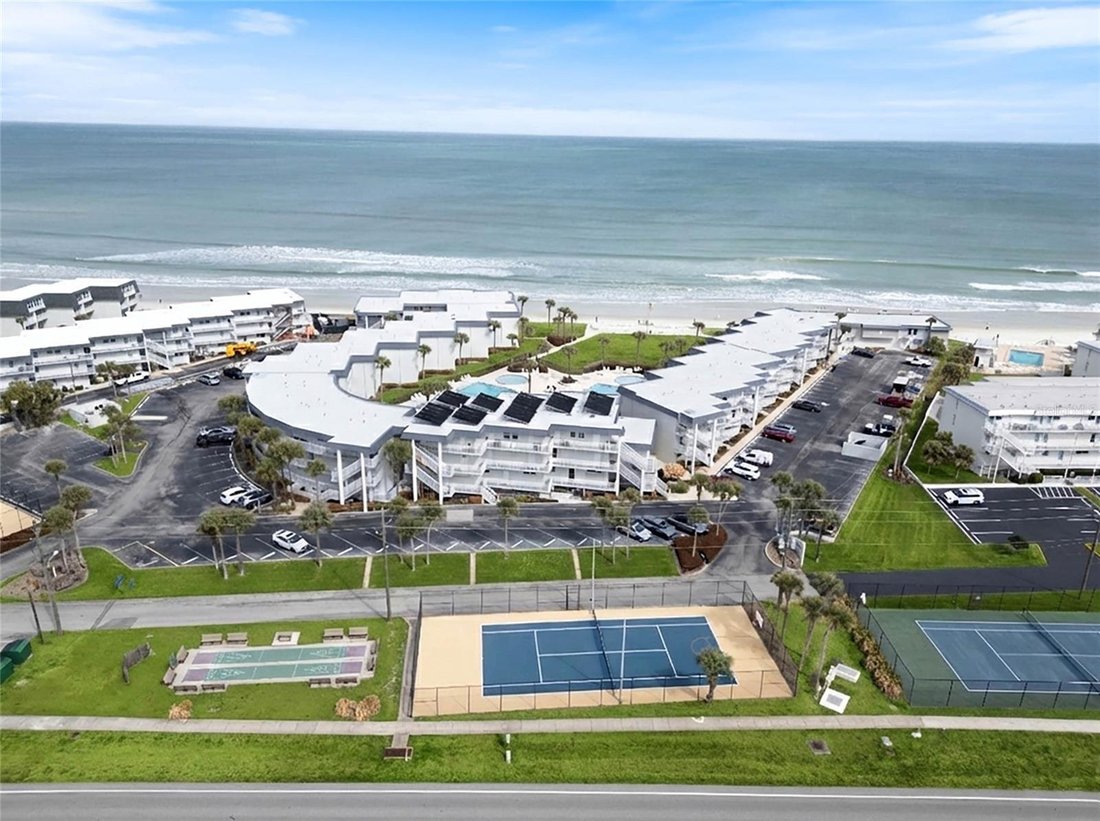 Condo in New Smyrna Beach, Florida, United States 1 - 19043645