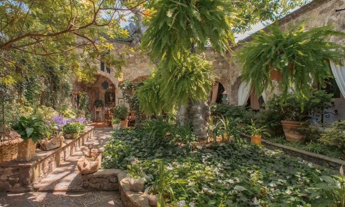 House in San Miguel de Allende, Guanajuato, Mexico 5 - 13266884