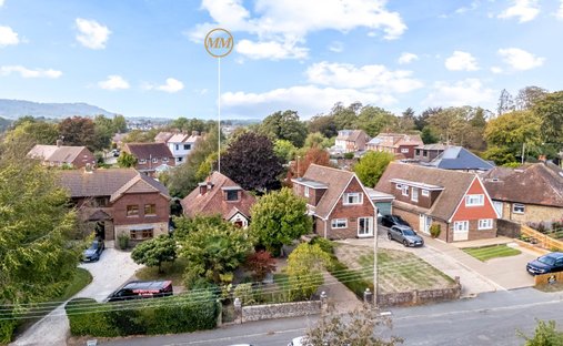 Bungalow in Upper Beeding, England 1