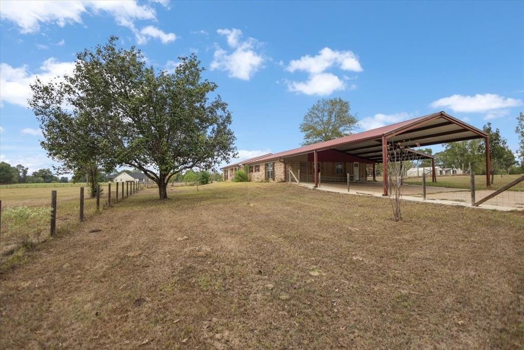 House in Gilmer, Texas, United States 3 - 18716006