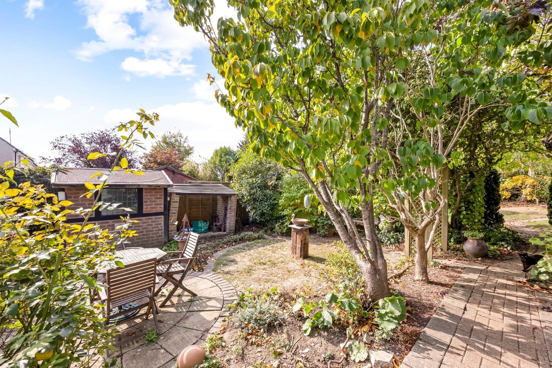 Bungalow in Upper Beeding, England 4 - 19044545