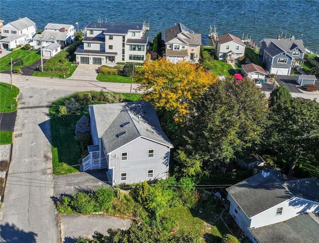 Maison à Warwick, Rhode Island, États-Unis 5 - 19043400