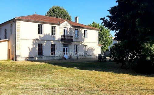 Maison à Belin-Béliet, Nouvelle-Aquitaine, France 1
