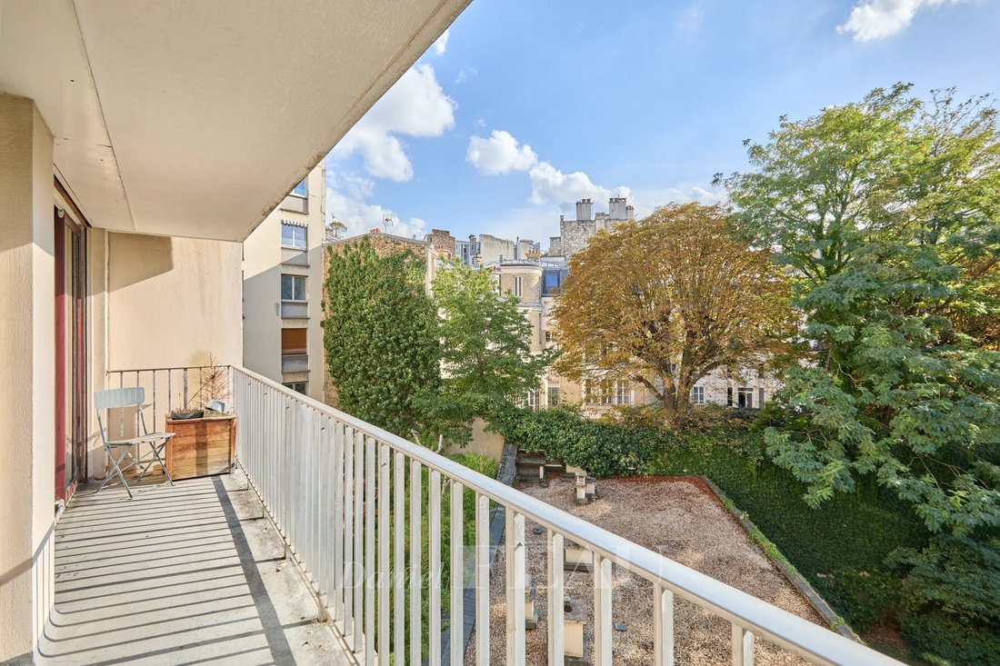 Apartment in Chaillot, Paris 16e Arrondissement, Paris 1 - 19044388