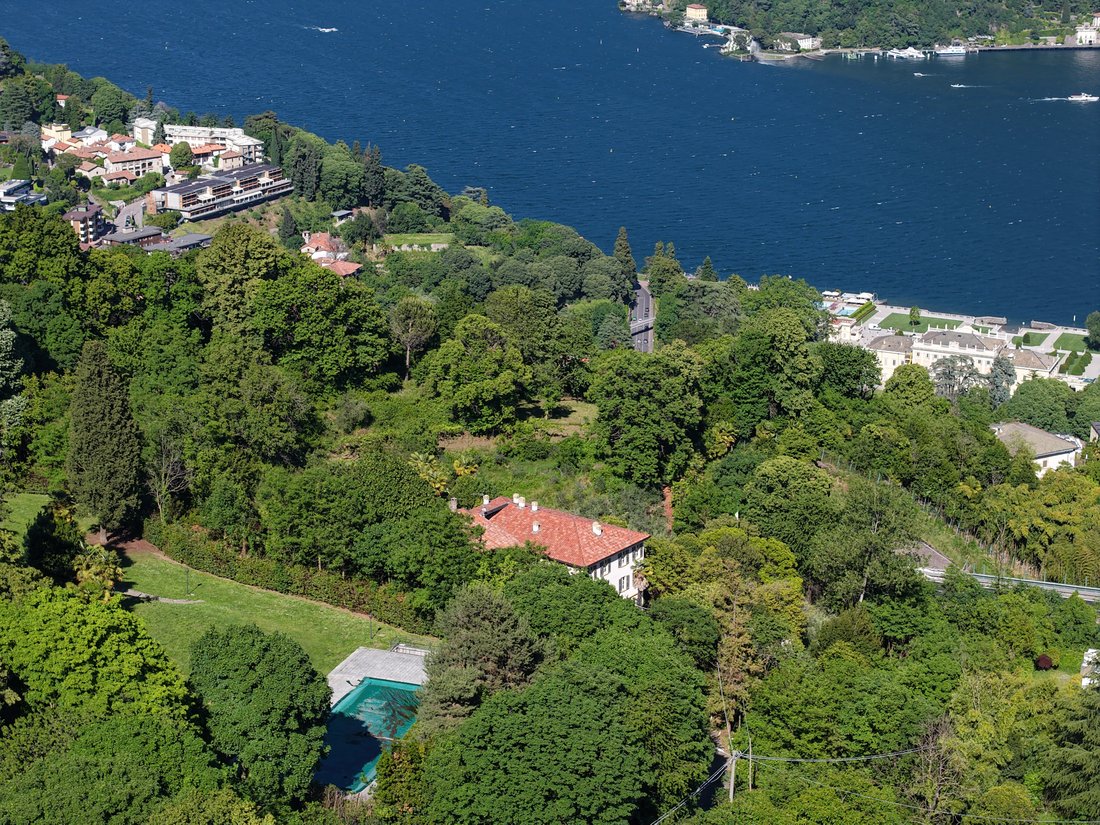 Villa in Sagnino-Tavernola-Monte Olimpino, Como, Lombardei 1 - 19043314