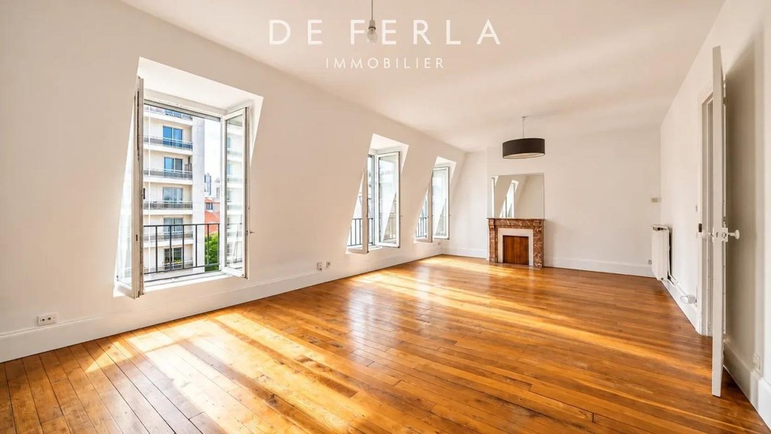 Apartment in Hôtel de Ville-Quinconce-Saint Seurin-Fondaudège, Bordeaux, France 3 - 19044651
