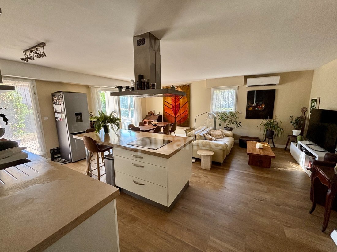 Apartamento en La Ciotat, Provenza-Alpes-Costa Azul, Francia 1 - 19044711