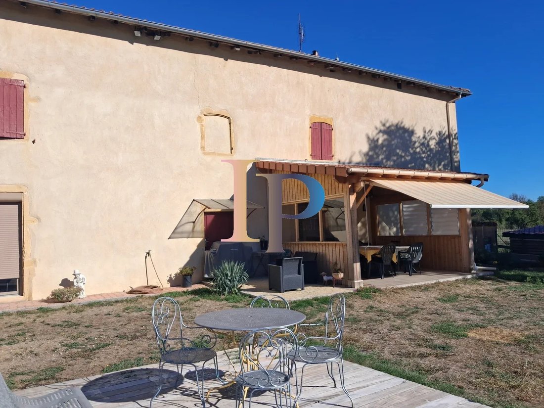 Haus in Pouilly-sous-Charlieu, Auvergne-Rhone-Alpen, Frankreich 5 - 19044447