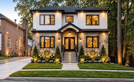 House in New York, New York, United States 1