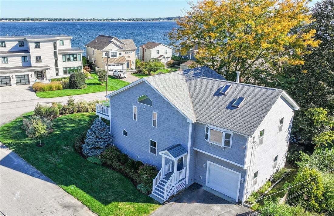 Maison à Warwick, Rhode Island, États-Unis 4 - 19043400