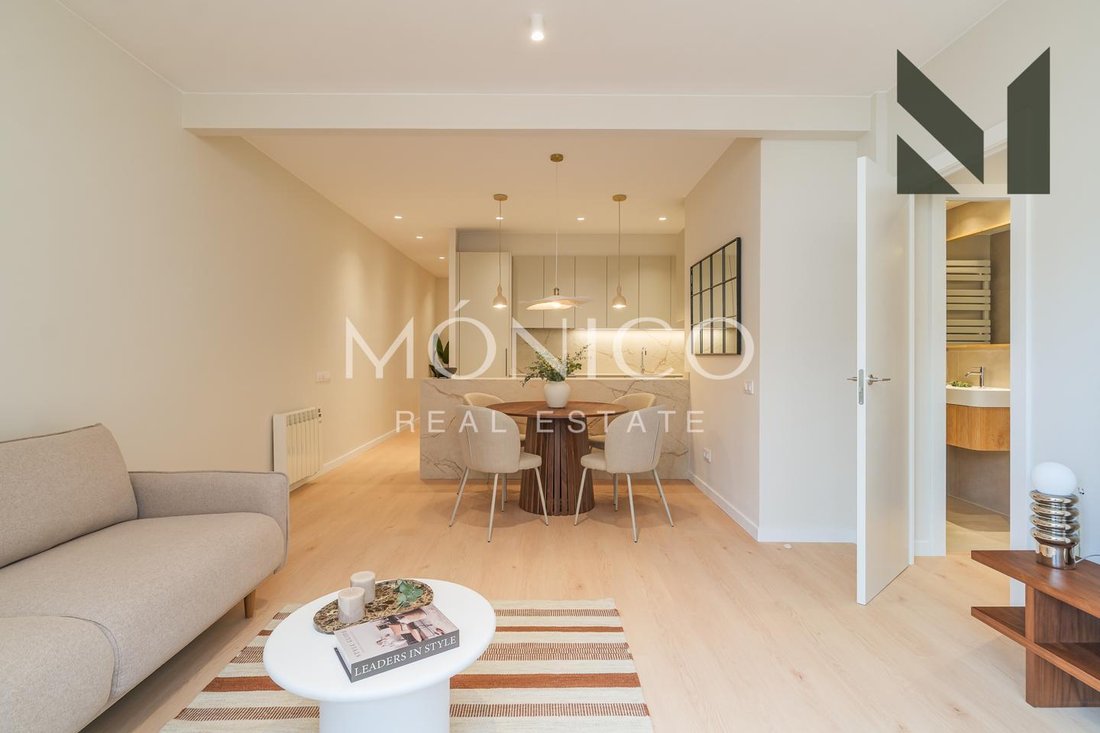 Apartamento en Eixample, Barcelona, España 5 - 19044078