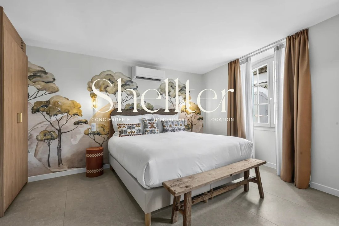 House in Zone Est Diffuse, Saint-Tropez, France 2 - 19044322