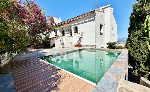 Villa in Roses, Catalonia, Spain 1