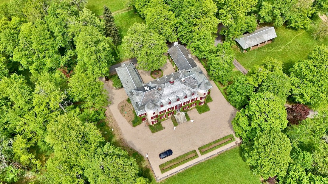 Schloss in Saint-Pierre-de-Trivisy, Okzitanien, Frankreich 4 - 16274944