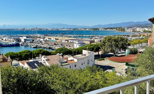 Villa en Rosas, Cataluña, España 1