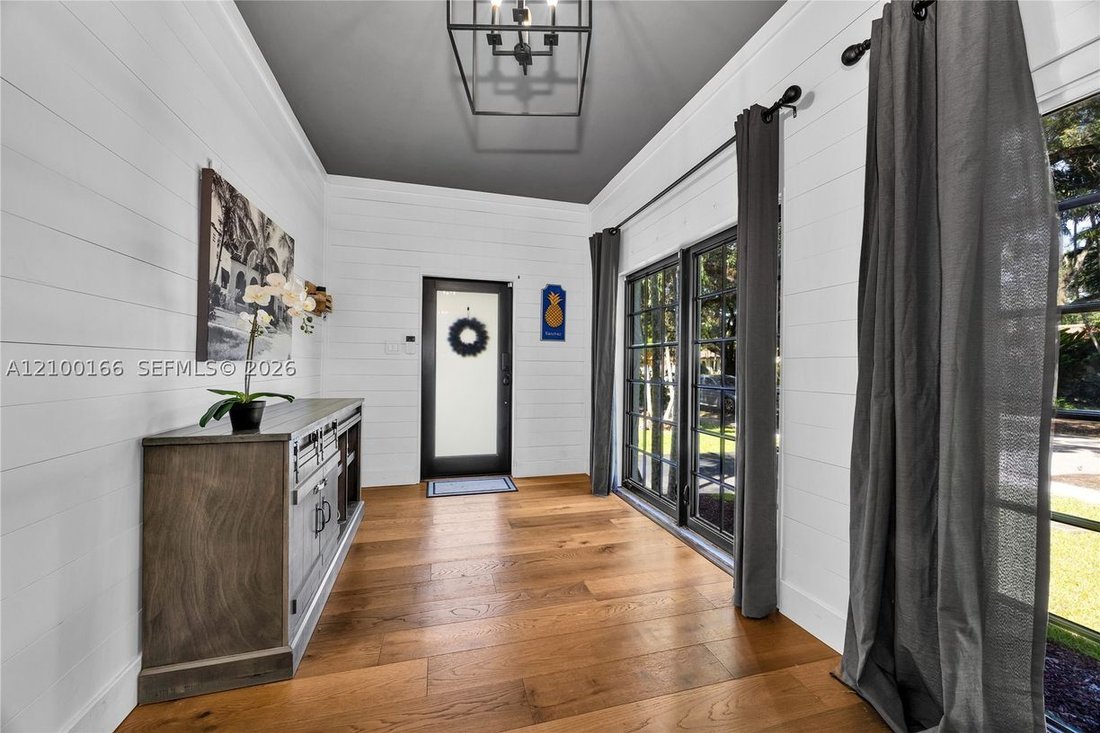 House in Coral Gables, Florida, United States 3 - 19045085