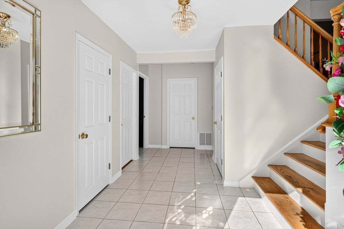 Haus in Old Bridge Township, New Jersey, Vereinigte Staaten 3 - 19045657