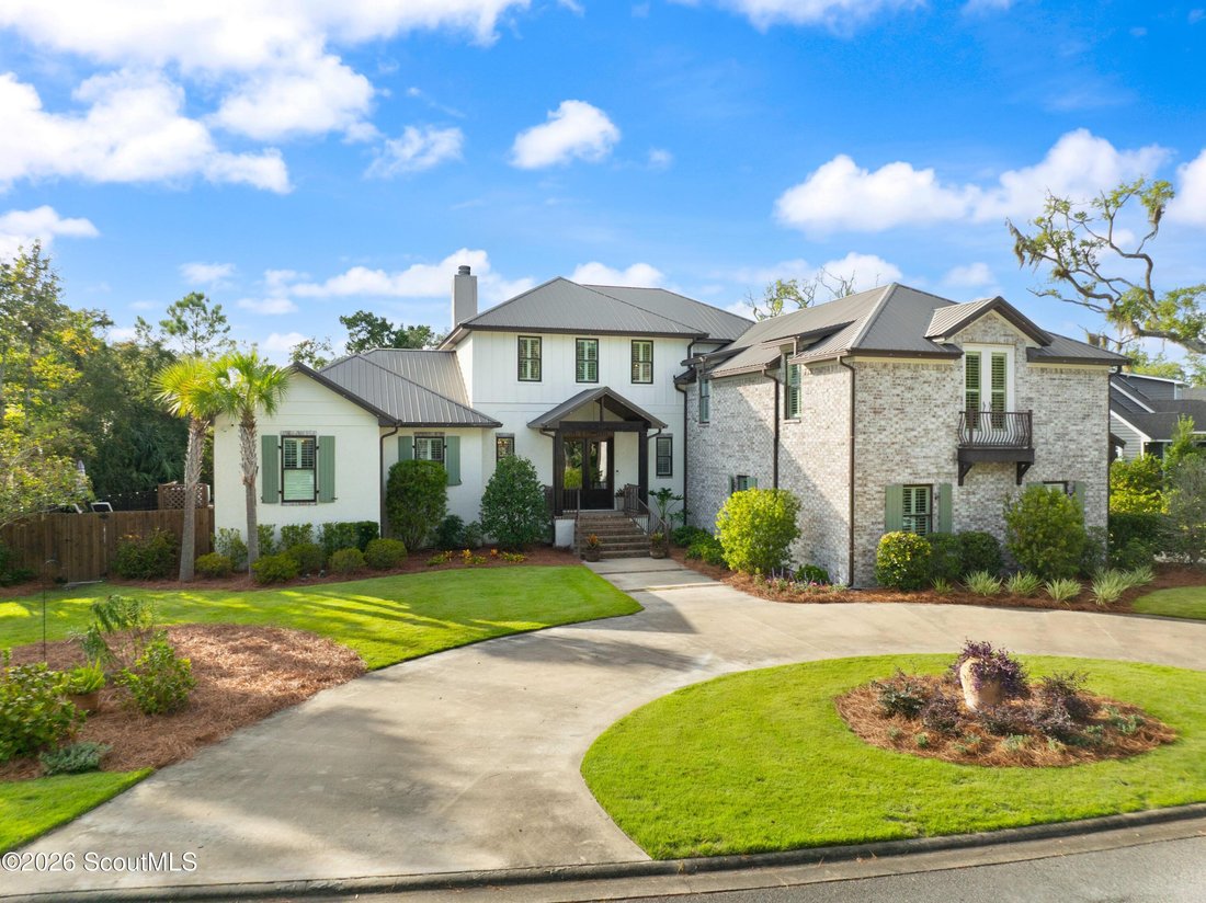House in St. Simons, Georgia, United States 2 - 19045381