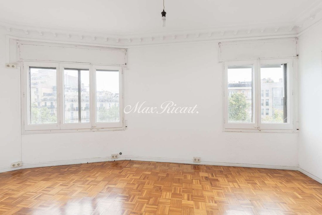 Wohnung in Eixample, Barcelona, Spanien 3 - 19048937