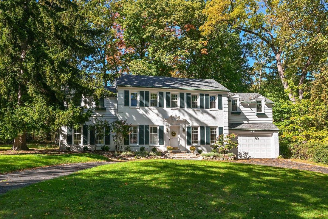 House in Elm Grove, Wisconsin, United States 1 - 18551142