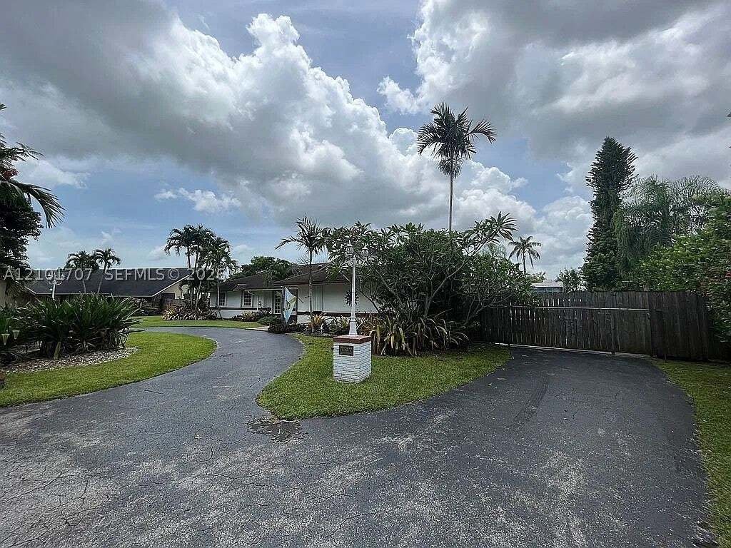 Casa a West Miami, Florida, Stati Uniti 2 - 19046042