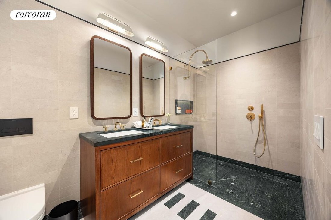 Condo in New York, New York, United States 4 - 19045087