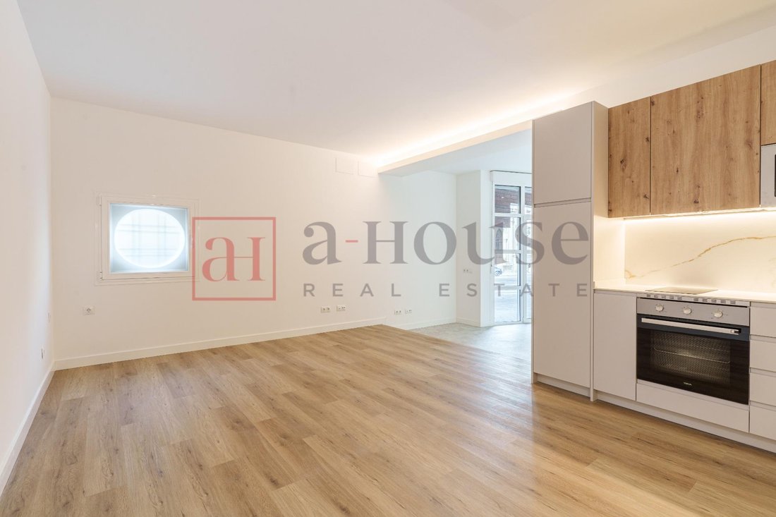 Apartment in Centro, Madrid, Spain 3 - 19046638