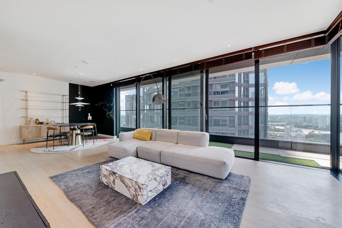 Apartment in Canary Wharf, Tower Hamlets, England 1 - 19045709