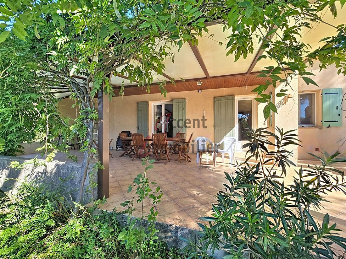 House in Eyragues, Provence-Alpes-Côte d'Azur, France 1 - 19046928