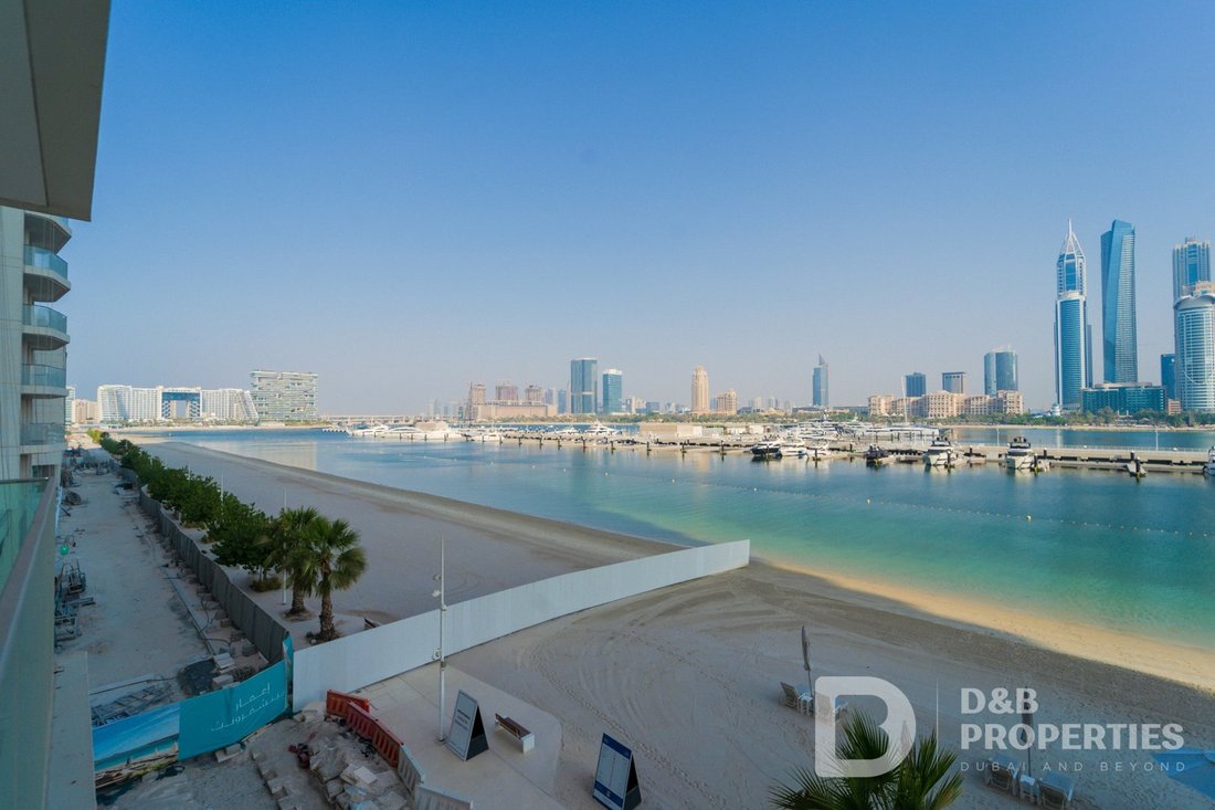 Apartment in Dubai Harbour, Dubai, United Arab Emirates 2 - 19048359