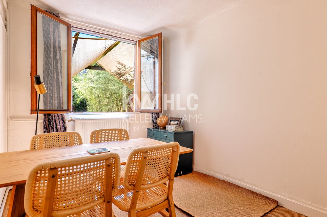 House in Arrondissement of Bobigny, Ile-de-France, France 5 - 19048131