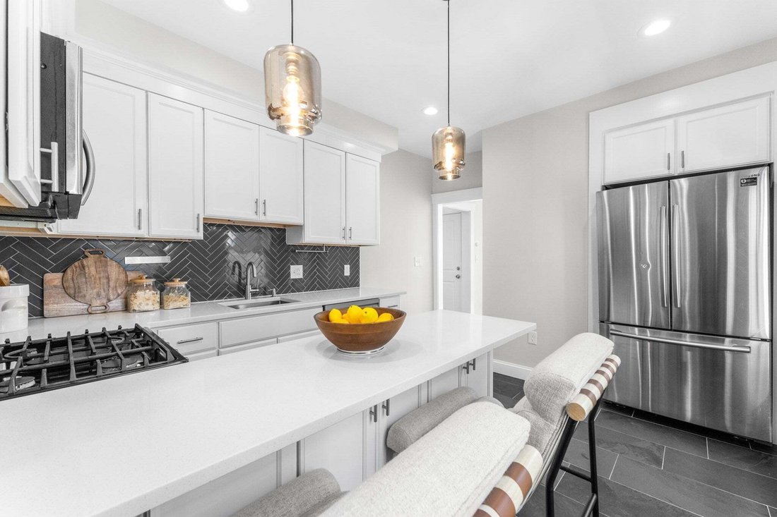 Condo in Boston, Massachusetts, United States 3 - 19048974