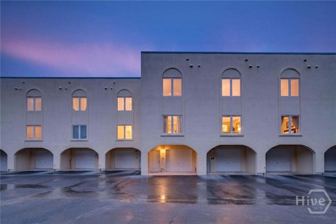Condo in Tybee Island, Georgia, United States 1 - 19048587