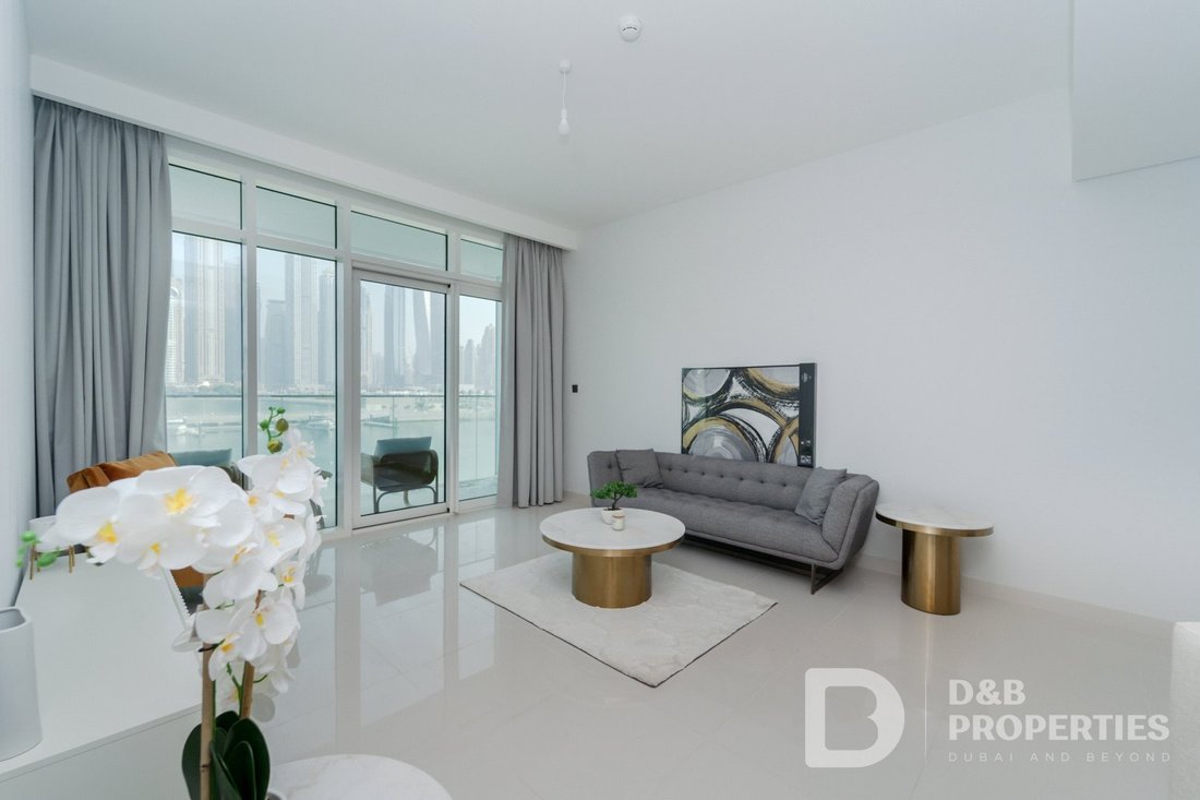 Apartment in Dubai Harbour, Dubai, United Arab Emirates 5 - 19048359