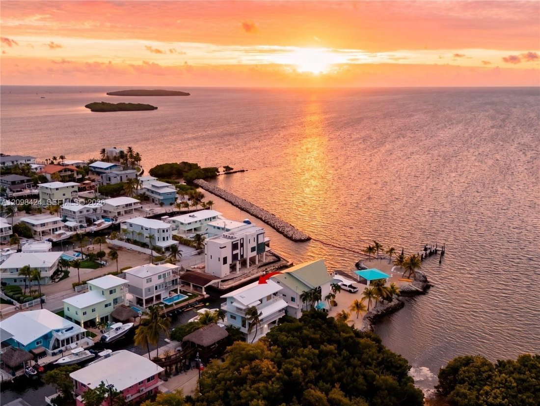 Casa en Key Colony Beach, Florida, Estados Unidos 3 - 19047970