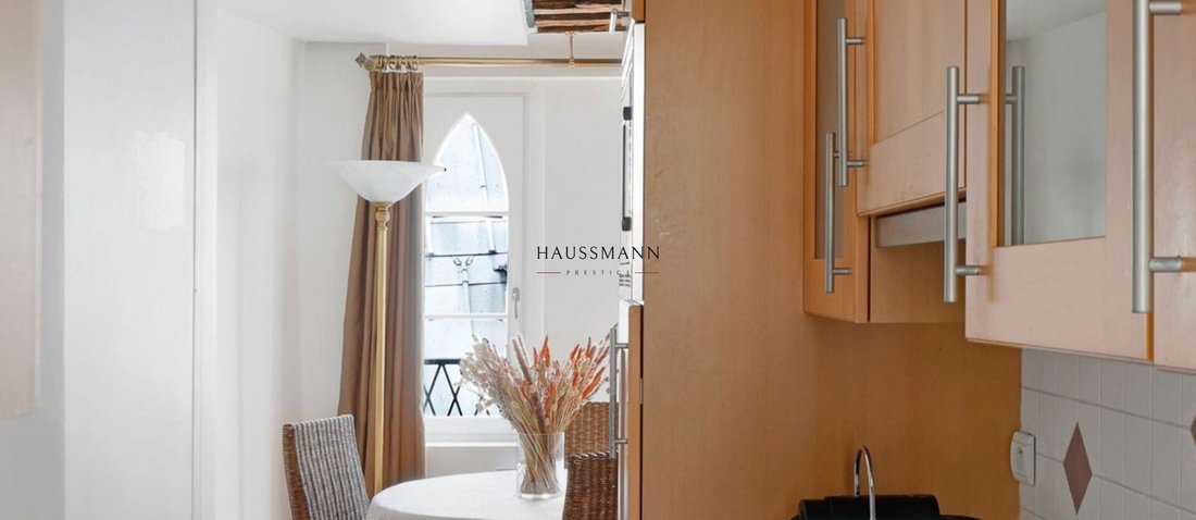 Apartment in Les Halles, Paris 1er Arrondissement, Paris 5 - 19044884