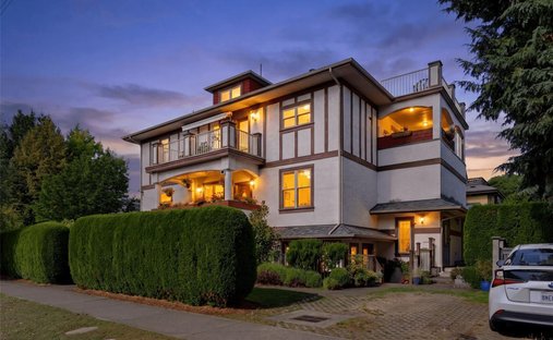 Townhouse in Victoria, British Columbia, Canada 1
