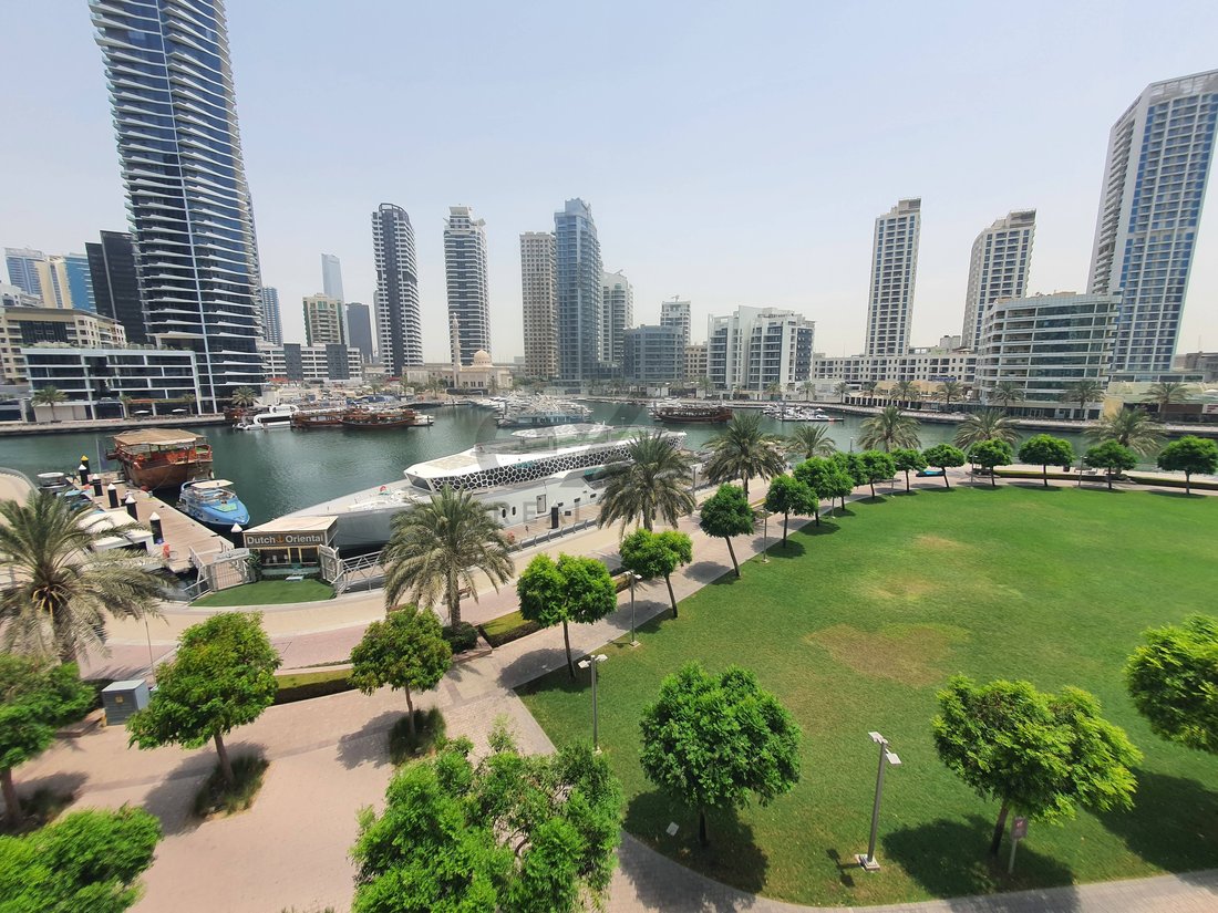 Apartment in Dubai Marina / Marsa Dubai, Dubai, United Arab Emirates 1 - 19048820