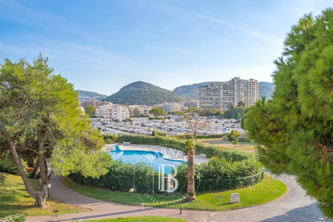 Appartamento a Cannes Marina-La Roubine, Mandelieu-la-Napoule, Francia 1 - 19046529