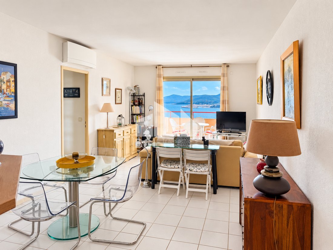 Appartamento a Le Lavandou, Provenza-Alpi-Costa Azzurra, Francia 2 - 19046971