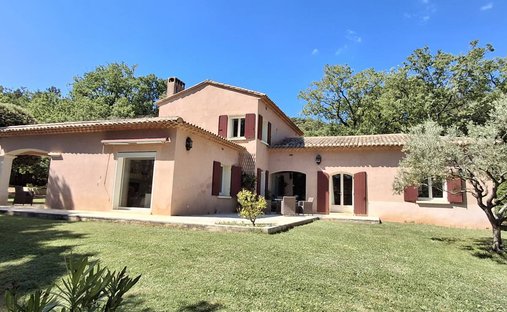 Villa in Saint-Restitut, Auvergne-Rhone-Alpen, Frankreich 1