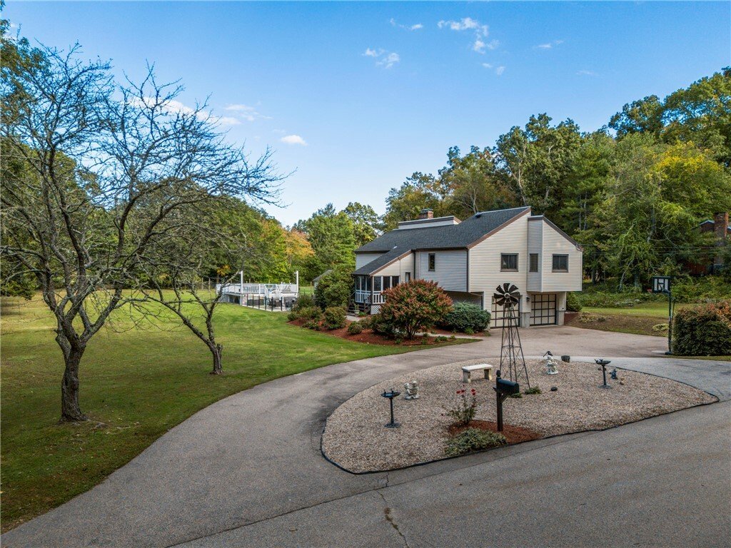 House in Westerly, Rhode Island, United States 2 - 19048964